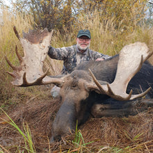 Load image into Gallery viewer, Moose Hunt