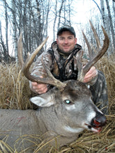 Load image into Gallery viewer, Whitetail Bow Hunting in Alberta