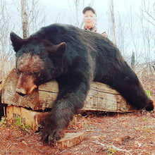 Load image into Gallery viewer, Alberta Black Bear Archery Hunt